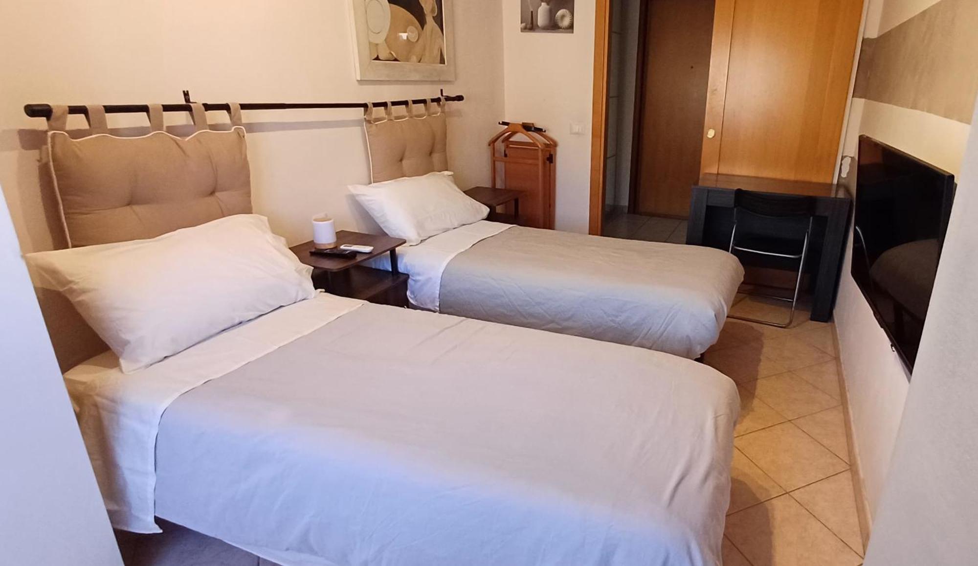 Miriam House Florence - Full Apartment - Relax & Comfort ภายนอก รูปภาพ